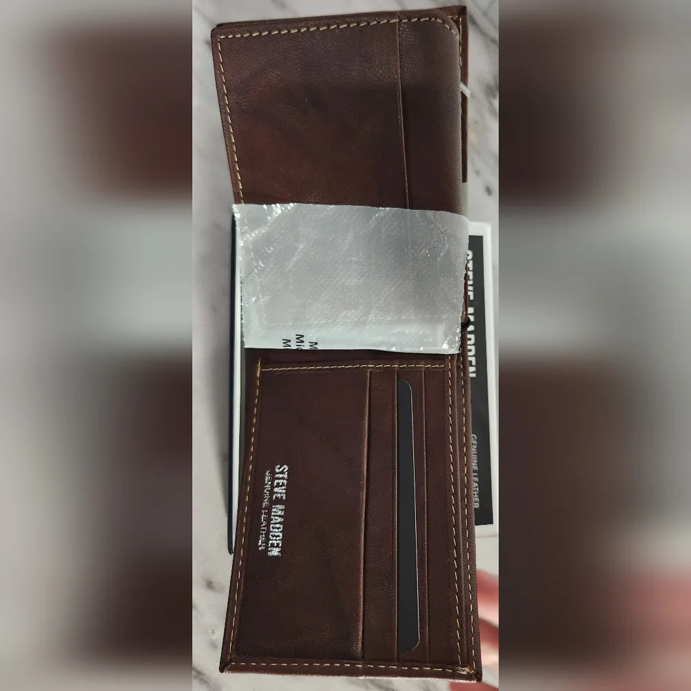 NWT Steve Madden men's brown trifold wallet w/RFID technology